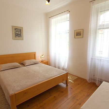 Penzion Jelen Vranov nad Dyjí Cameră foto