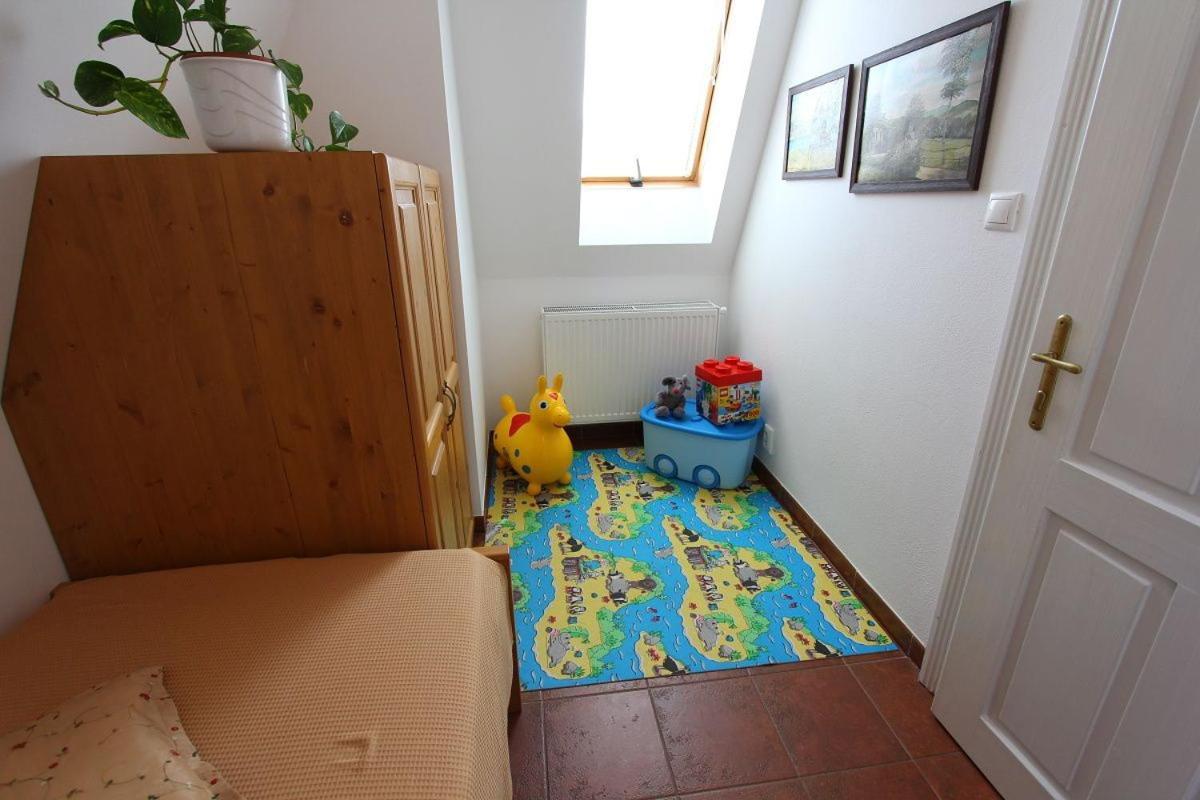 Penzion Jelen Vranov nad Dyjí Exterior foto